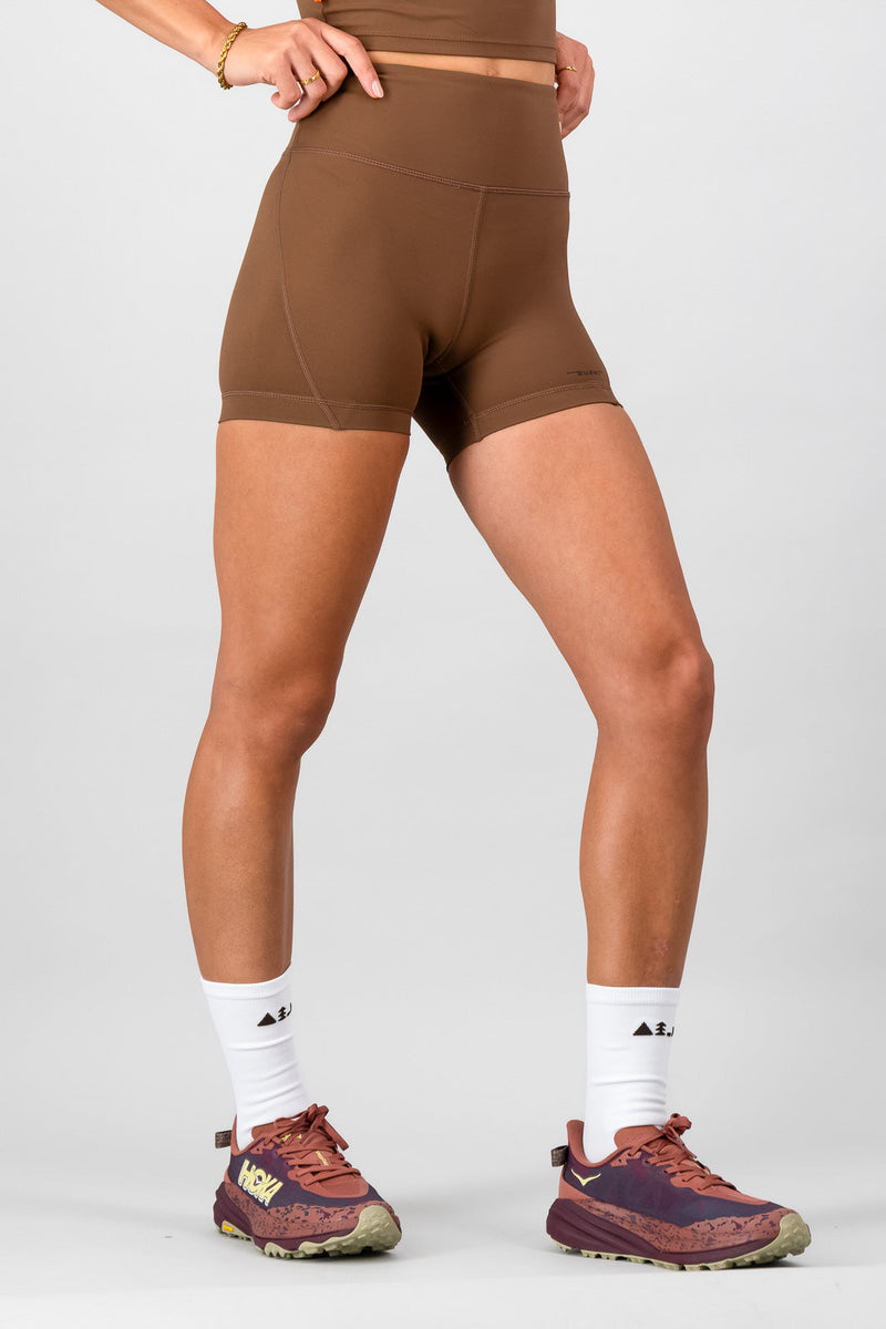 Traverse 4-Inch Short - Clay